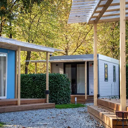 In Der Village Residenz Apartamento Alba (Piedmont)