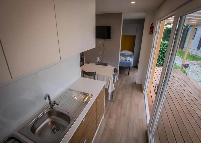 In Der Village Residenz