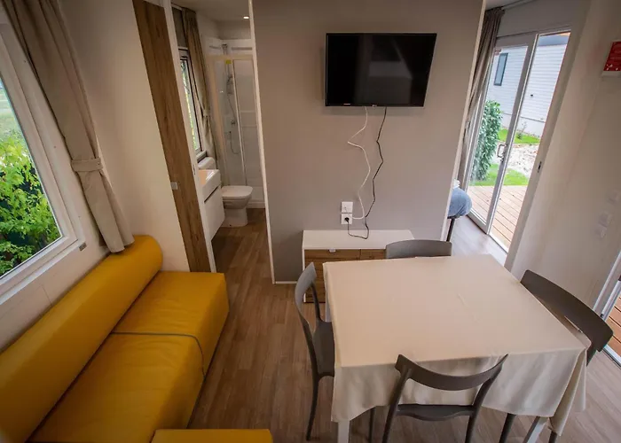 In Der Village Residenz Apartamento